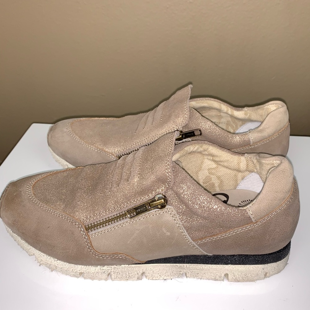 OTBT | Sewell in Elmwood Sneaker Size 7.5